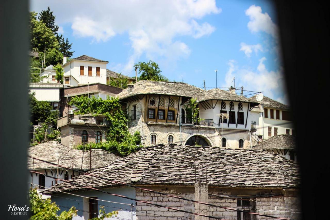 Flora'S Guesthouse 'The Fir Gate' Gjirokastër 外观 照片